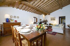 La Palazzina in Monteroni D Arbia