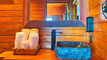 Blue Caribe Bacalar Front Lagoon