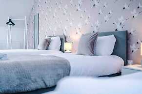 Lovely three bed home Manchester