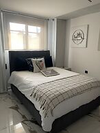 Sea View Apartment Patras