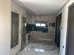 Sea View Apartment Patras