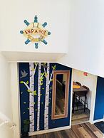 Sunrise BnB with Free Parking