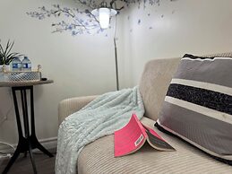 Sunrise BnB with Free Parking