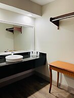 Spanish Trails Inn