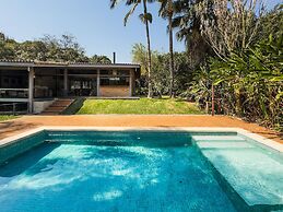 Arquitetura única na Granja Viana