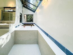 Arquitetura única na Granja Viana