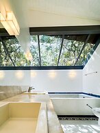 Arquitetura única na Granja Viana