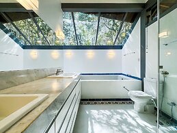 Arquitetura única na Granja Viana