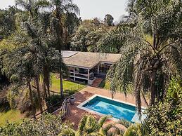 Arquitetura única na Granja Viana