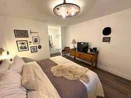 Inn History Tombstone