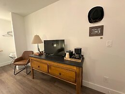 Inn History Tombstone