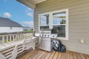 Canal-front Home, Walk to Sea Isle Beach!