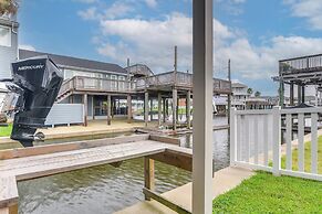 Canal-front Home, Walk to Sea Isle Beach!