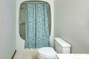 Lake Winnott Home w/ Boat Ramp & Dock