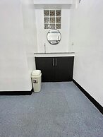 Double One Coliving and Coworking Hostel