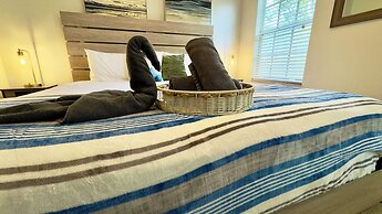 Blue Haven near Downtown Ybor Beachs