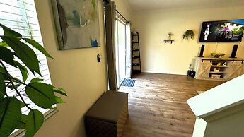 Blue Haven near Downtown Ybor Beachs