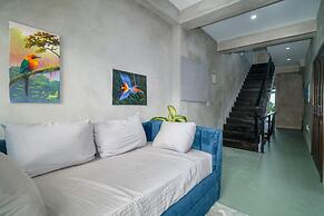 Conmigos 6 Bedroom Beachfront Villa