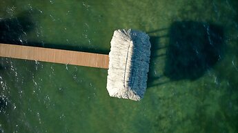 Casa de Wilson - 5 Bedroom Beachfront Villa