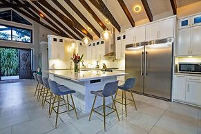 Casa de Wilson - 5 Bedroom Beachfront Villa