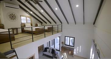 Casa de Wilson - 5 Bedroom Beachfront Villa