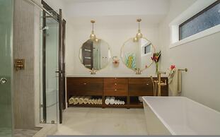 Casa de Wilson - 5 Bedroom Beachfront Villa