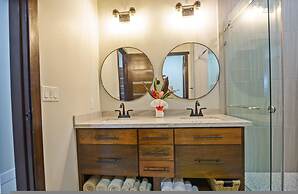 Casa de Wilson - 5 Bedroom Beachfront Villa