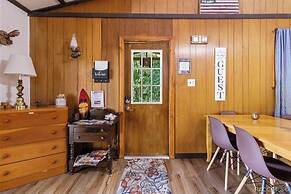 Rustic Lakehouse kayaks fishing bonfires