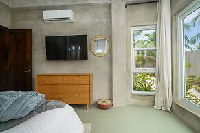 Conmigos 3 Bedroom Condo - Unit 2