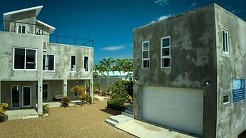 Conmigos 3 Bedroom Condo - Unit 2