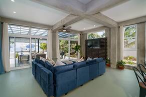 Conmigos 3 Bedroom Condo - Unit 1