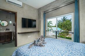 Conmigos 3 Bedroom Condo - Unit 1