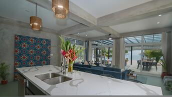 Conmigos 3 Bedroom Condo - Unit 1