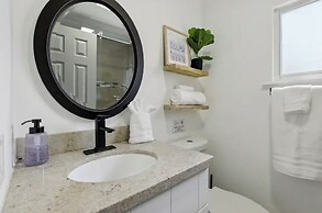 Tropical Miami Oasis