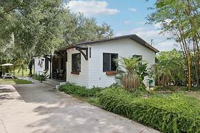 Tropical Miami Oasis