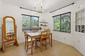 Tropical Miami Oasis