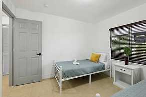 Tropical Miami Oasis