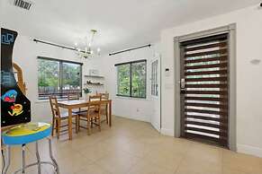 Tropical Miami Oasis