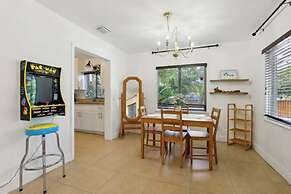 Tropical Miami Oasis