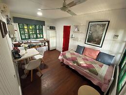 Stone Tiny Houses Malbec Zone