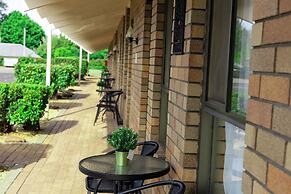 All Travellers Motor inn