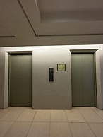 Hubomoto Avida Suites