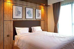 Modern Style Suite at Embarcadero Apartment Bintaro