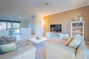 3 Bedroom Townhouse - Pool Access