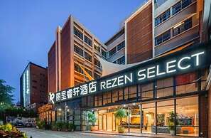 Rezen Regency Hotel