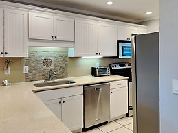 Oceanfront Luxury 2BR Condo New Rental