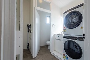 Bay Vista Cottage by the BnB Collection