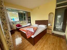 Yangzom La Homestay
