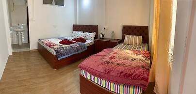Yangzom La Homestay
