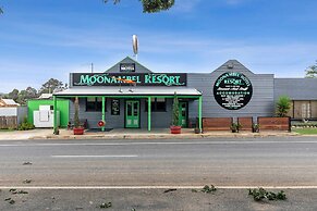 Moonambel Hotel